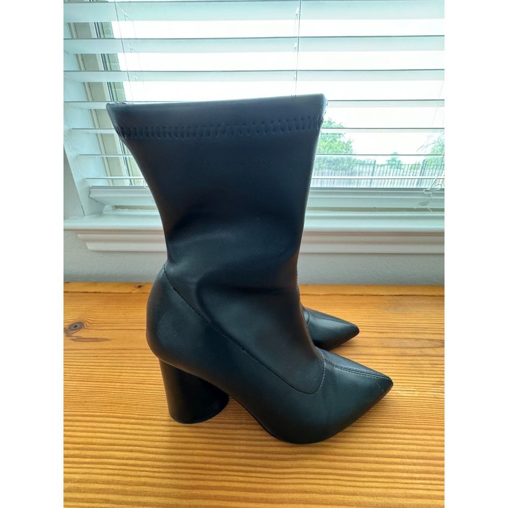 Steve Madden Chunky Heel Booties/BLK/Excellent Cond!/7 - Picture 6 of 9